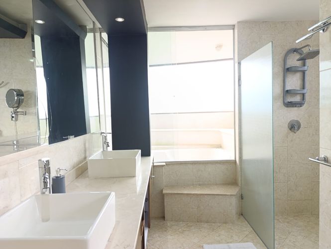 Apartamento de 4 alcobas en arriendo en El Poblado, Medellín, 450 m² · foto 18 de 18