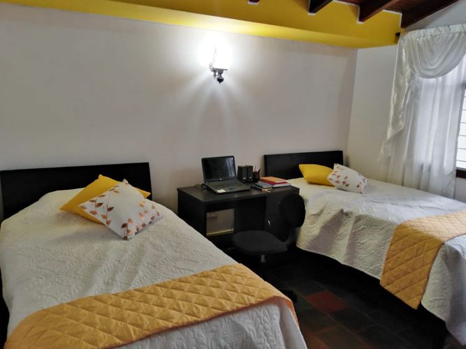 Casa de 5 alcobas en venta en Norte De Armenia, Armenia, 400 m² · foto 15 de 20