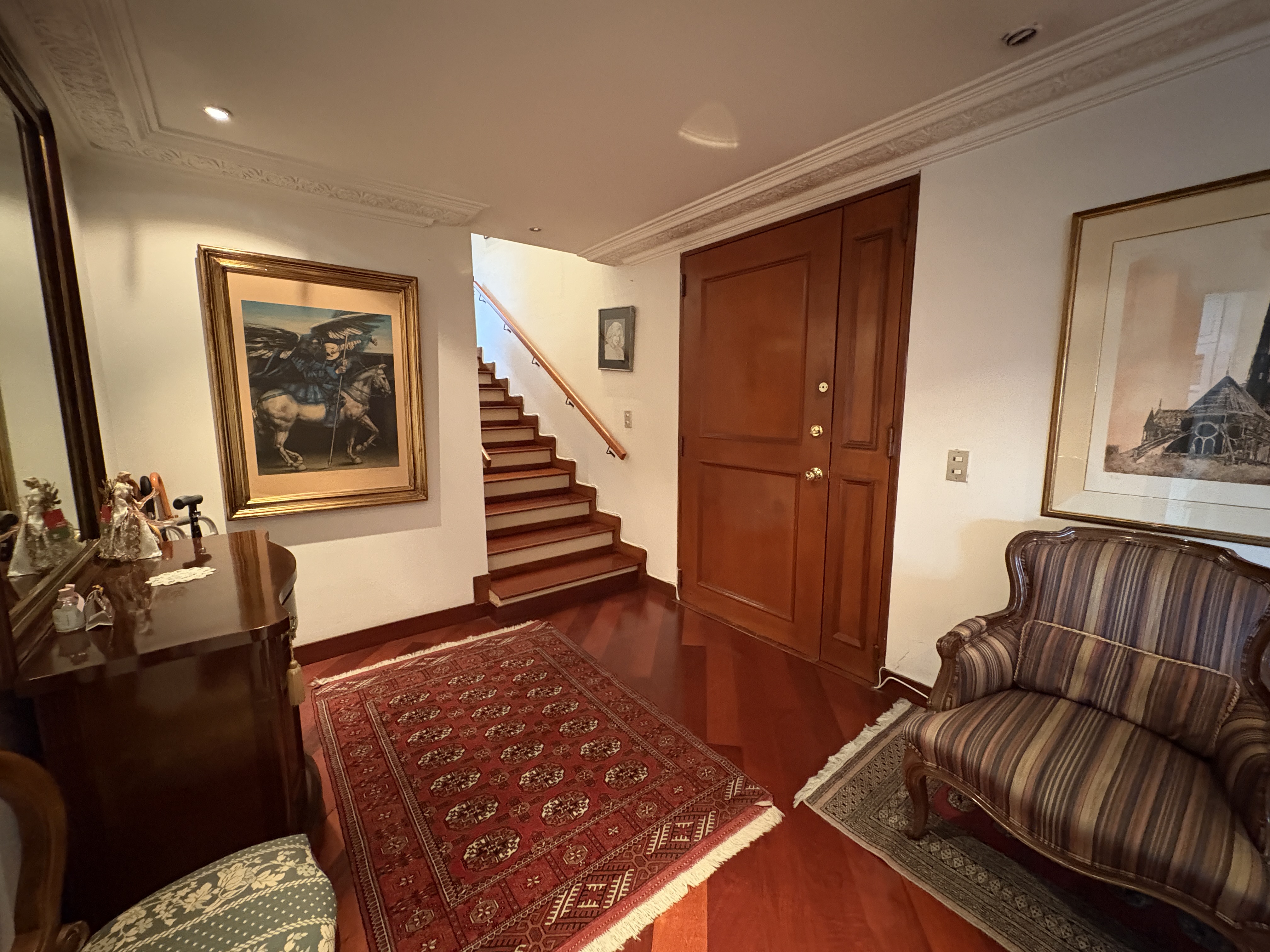 Apartamento en venta en Los Rosales, Bogotá · foto 7 de 14