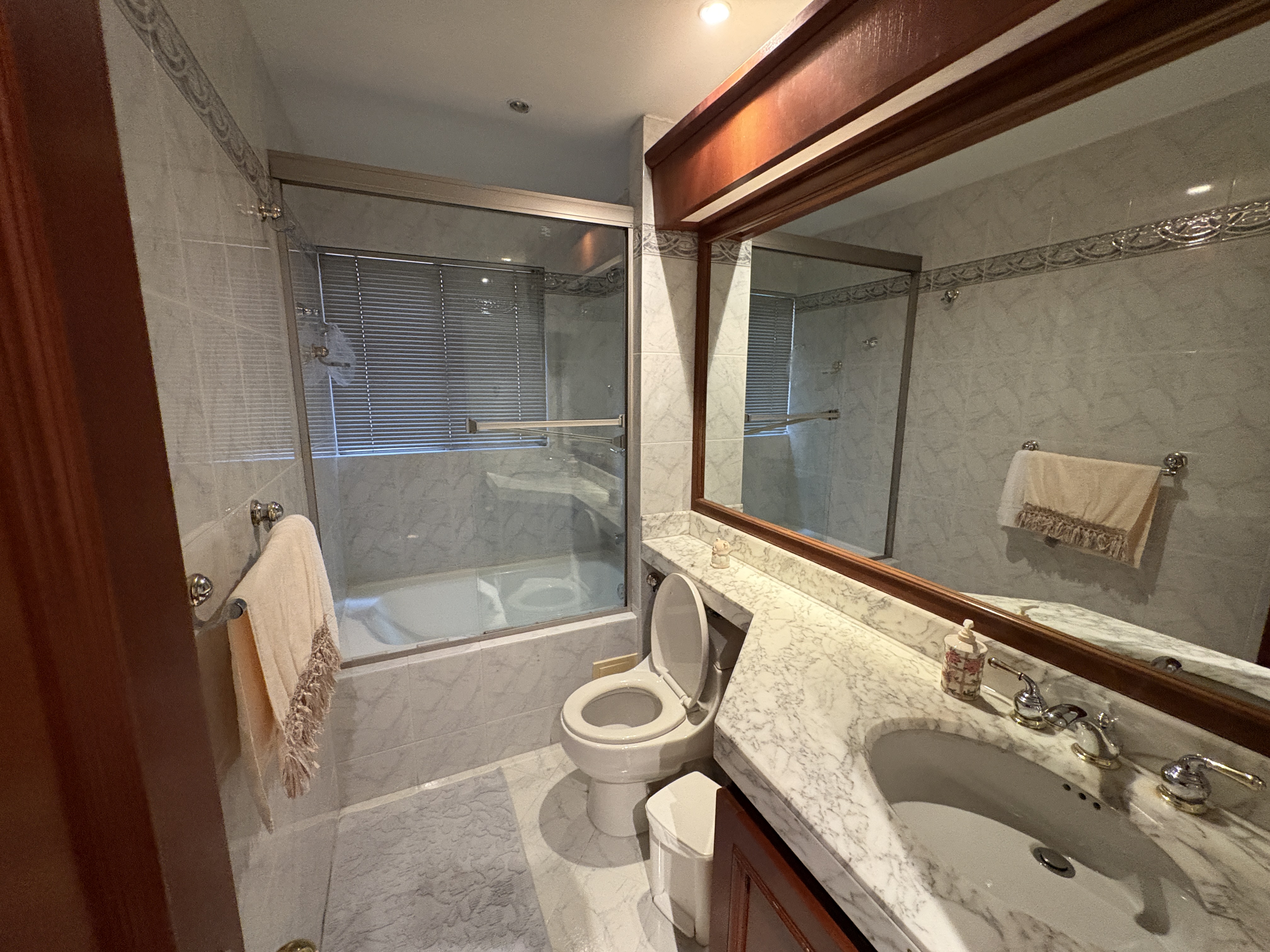 Apartamento en venta en Los Rosales, Bogotá · foto 9 de 14