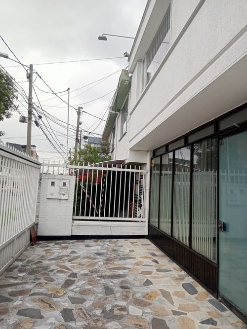 Casa en venta en Los Andes, Bogotá · foto 7 de 24