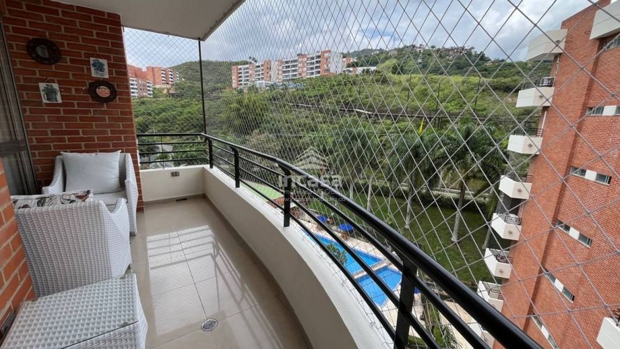 Apartamento de 3 alcobas en venta en Cristales, Cali, 110 m² · foto 4 de 24