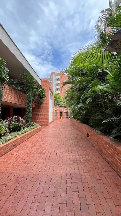 Apartamento de 3 alcobas en venta en Cristales, Cali, 110 m² · foto 24 de 24