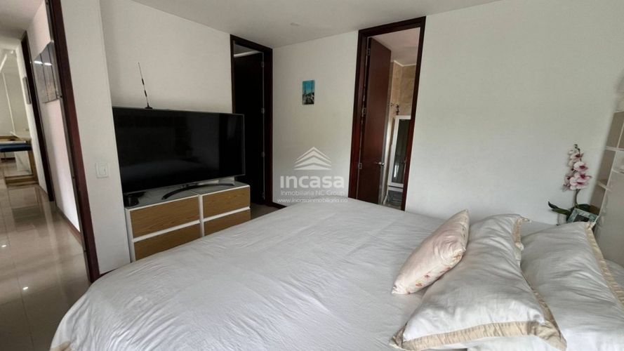 Apartamento de 3 alcobas en venta en Cristales, Cali, 110 m² · foto 14 de 24