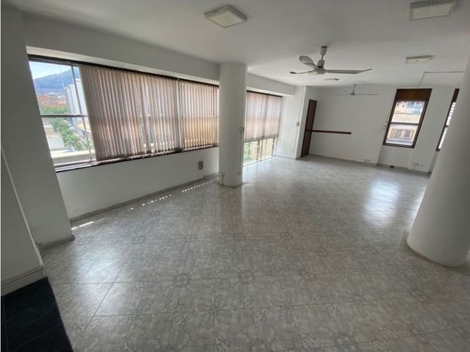 Oficina en arriendo en Bomboná No. 1, Medellín, 60 m² · foto 4 de 5