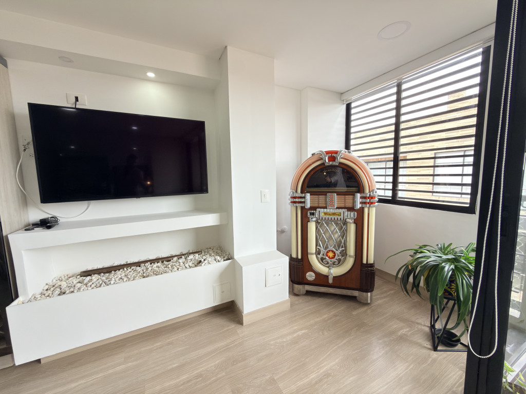 Apartamento en venta en Santa Barbara, Bogotá · foto 4 de 23