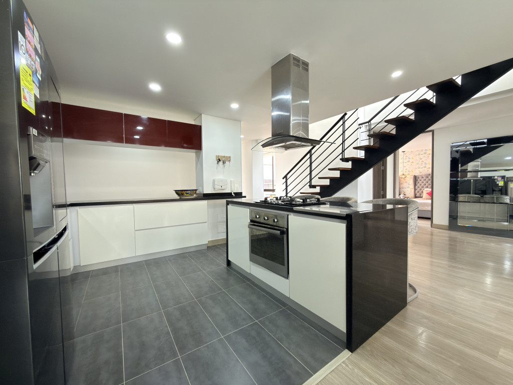 Apartamento en venta en Santa Barbara, Bogotá · foto 8 de 23