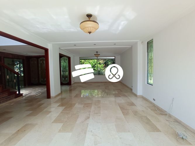Casa de 3 alcobas en venta en Las Lomas, Medellín, 602 m² · foto 4 de 24