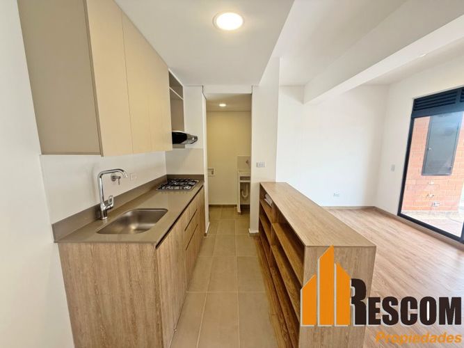 Apartamento de 2 alcobas en venta en Barro Blanco, Rionegro, 70 m² · foto 3 de 12