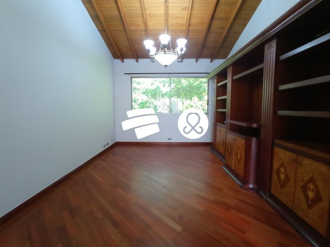 Casa de 3 alcobas en venta en Las Lomas, Medellín, 602 m² · foto 19 de 24