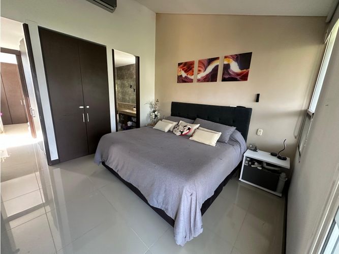 Casa de 4 alcobas en venta en El Castillo, Jamundí, 230 m² · foto 8 de 18