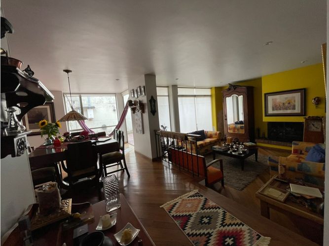 Casa de 3 alcobas en venta en Santa Barbara, Bogotá, 298 m² · foto 4 de 24