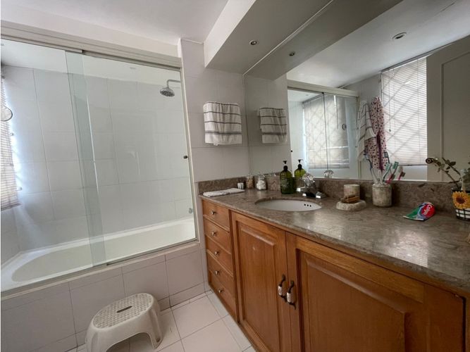 Casa de 3 alcobas en venta en Santa Barbara, Bogotá, 298 m² · foto 13 de 24