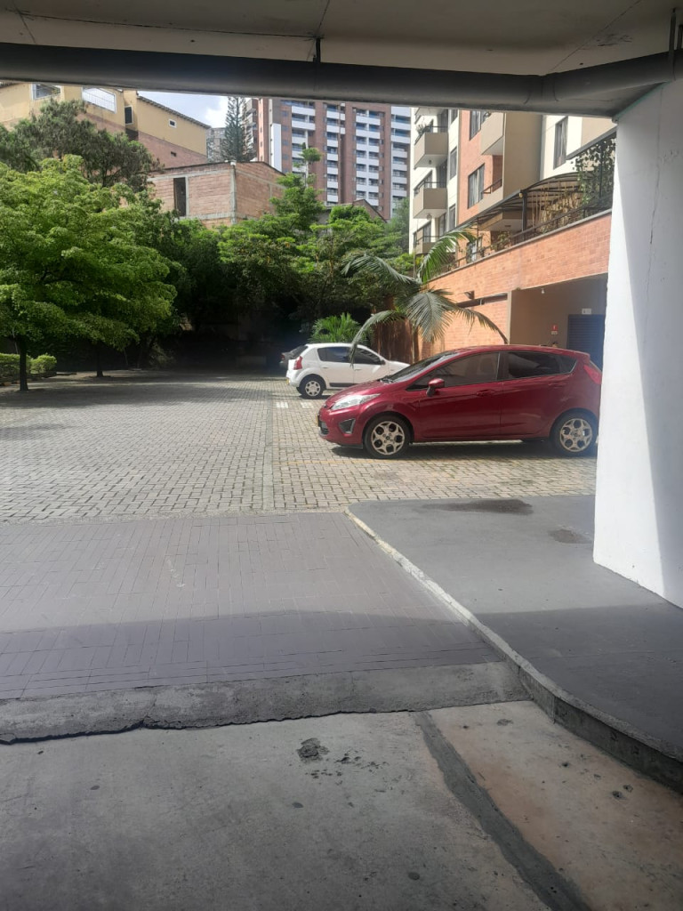 Apartamento en venta en Señorial, Envigado · foto 12 de 14