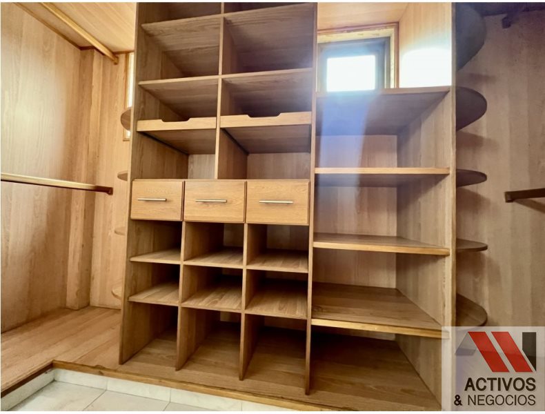 Apartamento en venta en Zona Centro, Envigado · foto 12 de 17