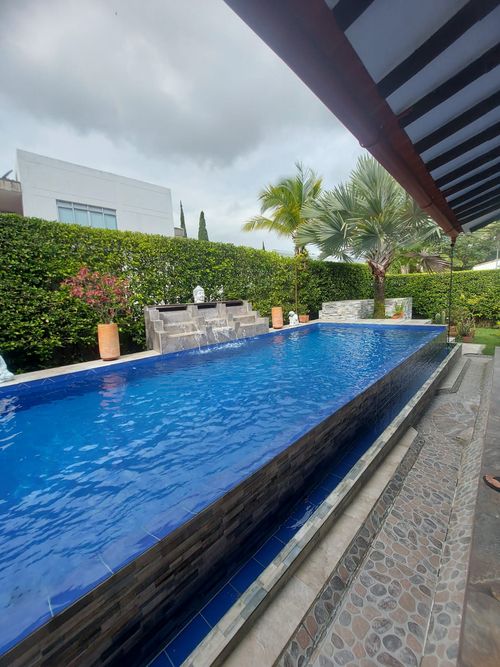 Casa de 3 alcobas en venta en Reserva Del Campestre, Ibagué, 600 m² · foto 2 de 24