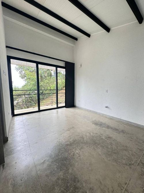 Finca en arriendo en Loma Del Escobero, Envigado, 315 m² · foto 7 de 21