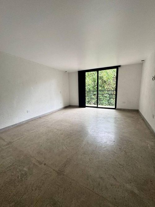 Finca en arriendo en Loma Del Escobero, Envigado, 315 m² · foto 8 de 21