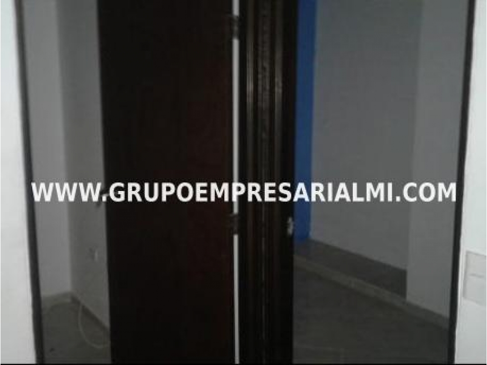 Apartaestudio for sale in El Poblado, Medellín 3