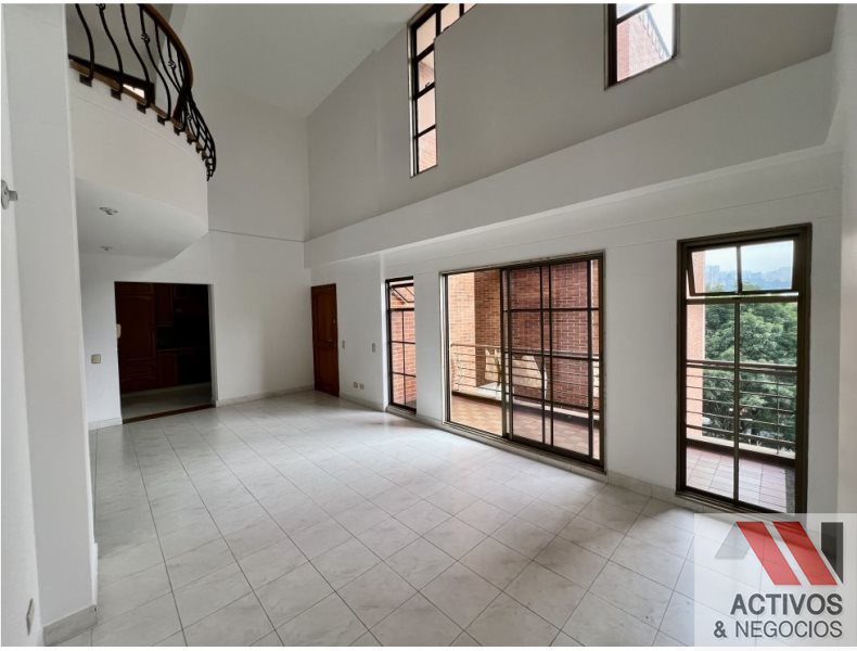 Apartamento en venta en Zona Centro, Envigado · foto 2 de 17
