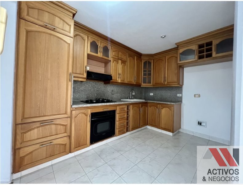 Apartamento en venta en Zona Centro, Envigado · foto 6 de 17