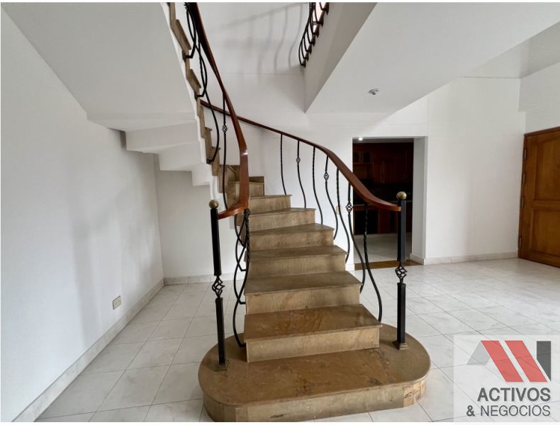 Apartamento en venta en Zona Centro, Envigado · foto 7 de 17