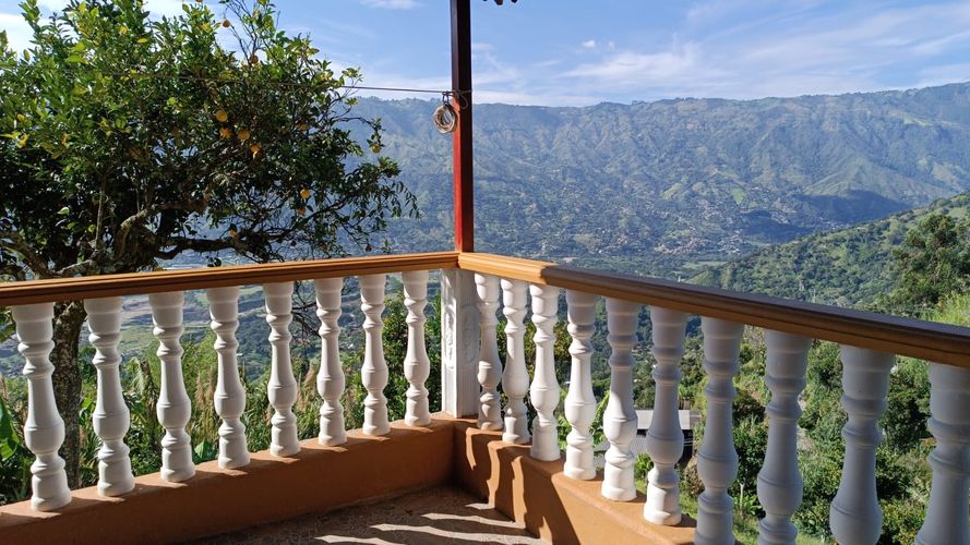 Finca en venta en Encenillos, Guarne, 1800 m² · foto 6 de 7
