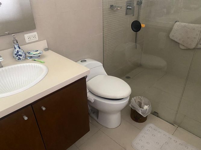 Oficina en arriendo en El Poblado, Medellín, 400 m² · foto 13 de 14