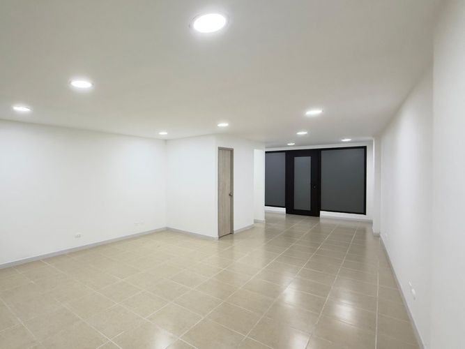Local en arriendo en San Lucas, Medellín, 45 m² · foto 6 de 15