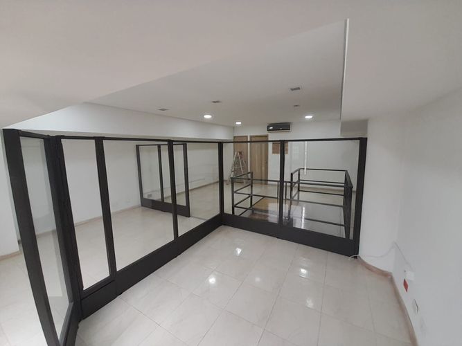 Oficina en arriendo en El Poblado, Medellín, 92 m² · foto 7 de 11