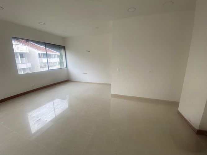 Oficina en arriendo en El Poblado, Medellín, 62 m² · foto 11 de 11