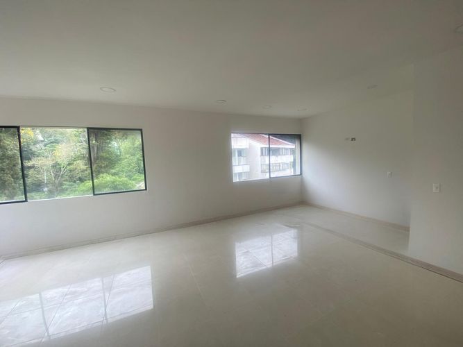 Oficina en arriendo en El Poblado, Medellín, 62 m² · foto 7 de 11