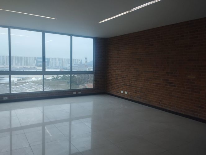 Oficina en arriendo en El Poblado, Medellín, 63 m² · foto 6 de 9