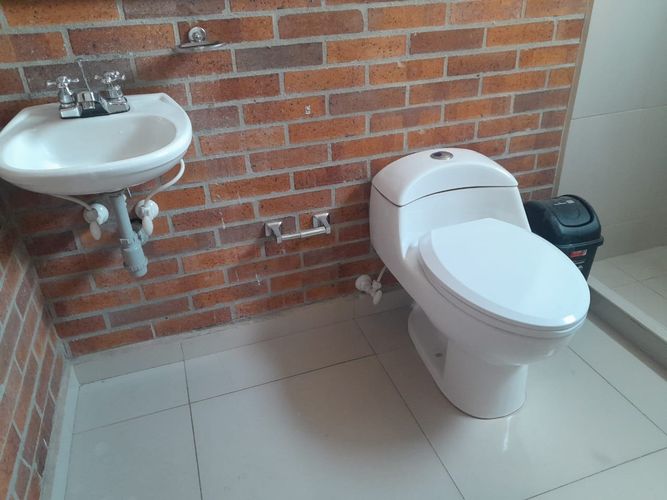 Oficina en arriendo en El Poblado, Medellín, 63 m² · foto 9 de 9