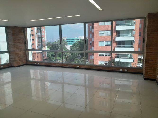 Oficina en arriendo en Castropol, Medellín, 64 m² · foto 3 de 15