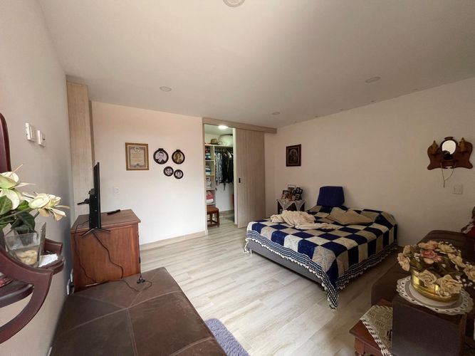 Apartamento de 3 alcobas en venta en Laureles, Medellín, 124 m² · foto 13 de 14