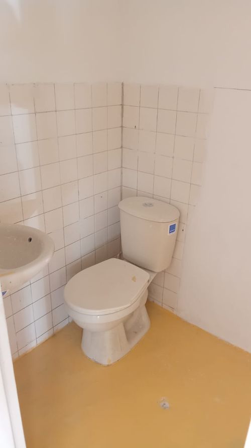 Local en arriendo en Laureles, Medellín, 74 m² · foto 2 de 12