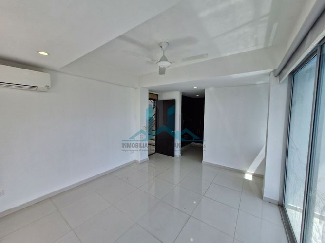 Casa de 4 alcobas en venta en Cn. Lagos Del Peñon, Girardot, 233 m² · foto 11 de 24