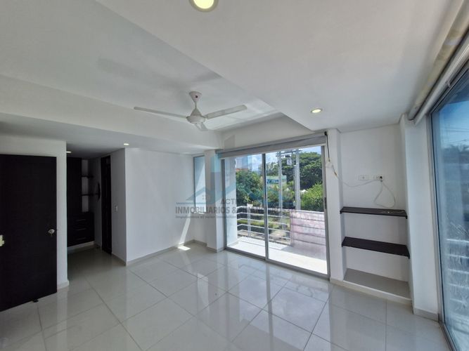 Casa de 4 alcobas en venta en Cn. Lagos Del Peñon, Girardot, 233 m² · foto 10 de 24