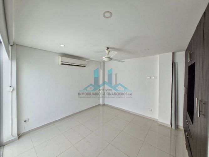 Casa de 4 alcobas en venta en Cn. Lagos Del Peñon, Girardot, 233 m² · foto 15 de 24