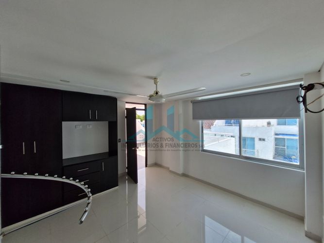 Casa de 4 alcobas en venta en Cn. Lagos Del Peñon, Girardot, 233 m² · foto 19 de 24