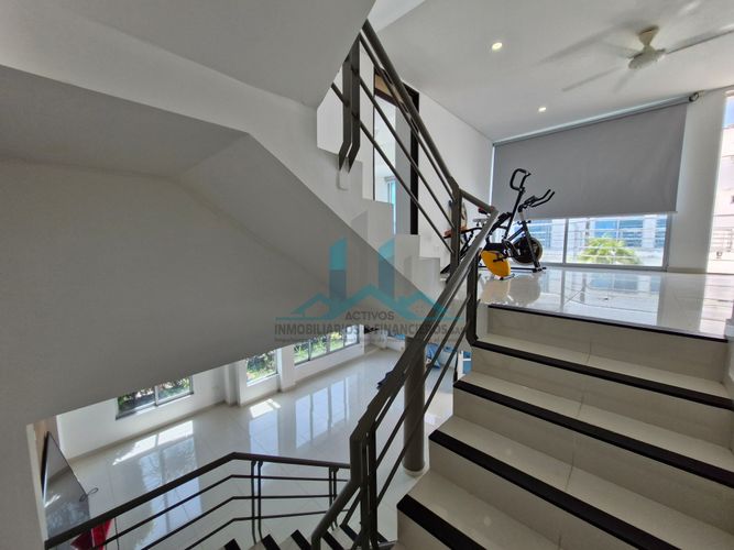 Casa de 4 alcobas en venta en Cn. Lagos Del Peñon, Girardot, 233 m² · foto 7 de 24