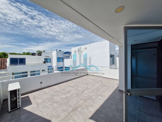 Casa de 4 alcobas en venta en Cn. Lagos Del Peñon, Girardot, 233 m² · foto 21 de 24