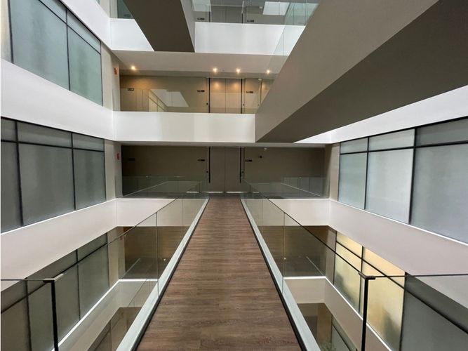 Oficina en arriendo en Las Palmas, Medellín, 43 m² · foto 8 de 11