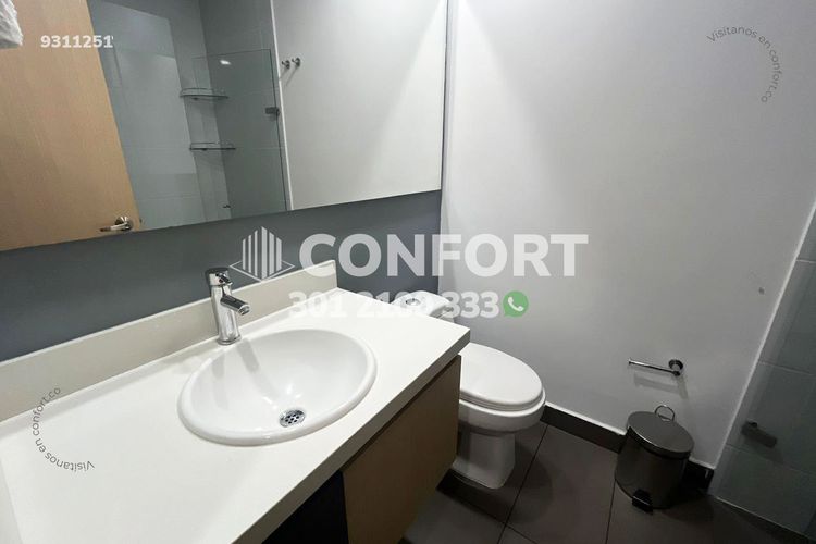 Apartamento de 3 alcobas en arriendo en Castropol, Medellín, 98 m² · foto 19 de 24