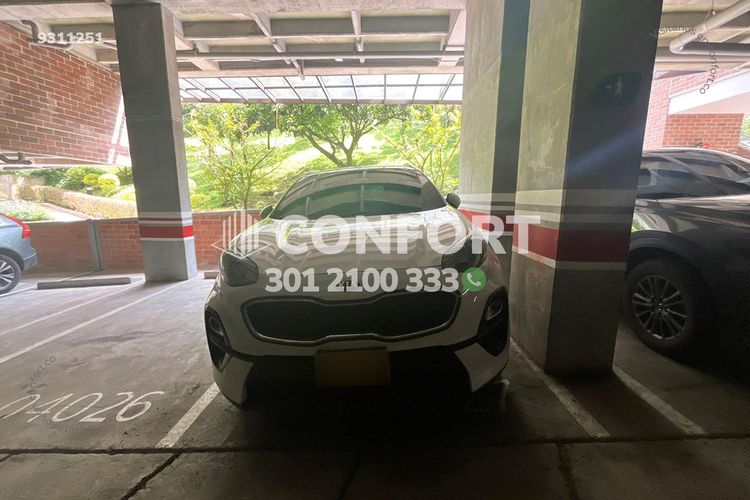Apartamento de 3 alcobas en arriendo en Castropol, Medellín, 98 m² · foto 20 de 24