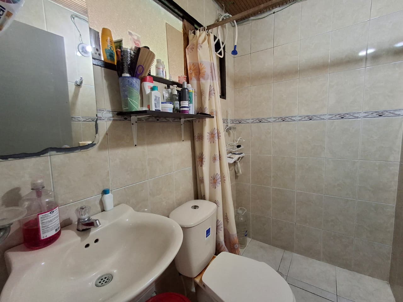Casa en venta en Alamos, Bogotá · foto 18 de 24
