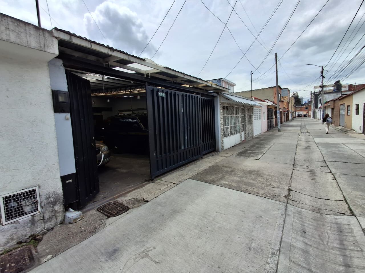 Casa en venta en Alamos, Bogotá · foto 4 de 24