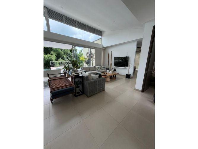 Casa de 3 alcobas en venta en El Caimo, Armenia, 230 m² · foto 3 de 15