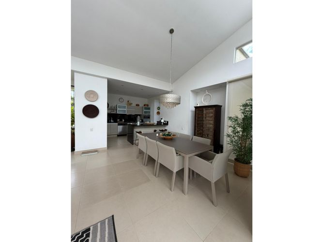 Casa de 3 alcobas en venta en El Caimo, Armenia, 230 m² · foto 4 de 15